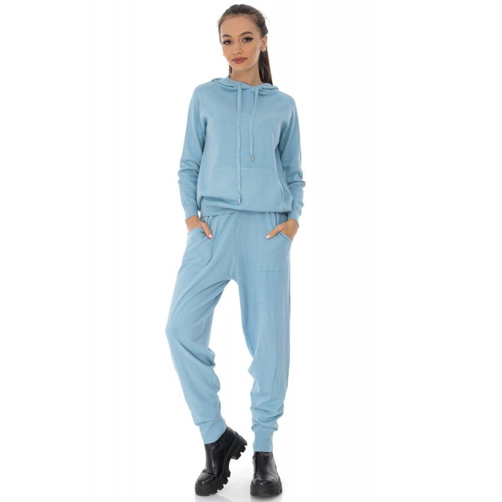 Casual lounge suit Aimelia TR468 Light Blue in a soft knit